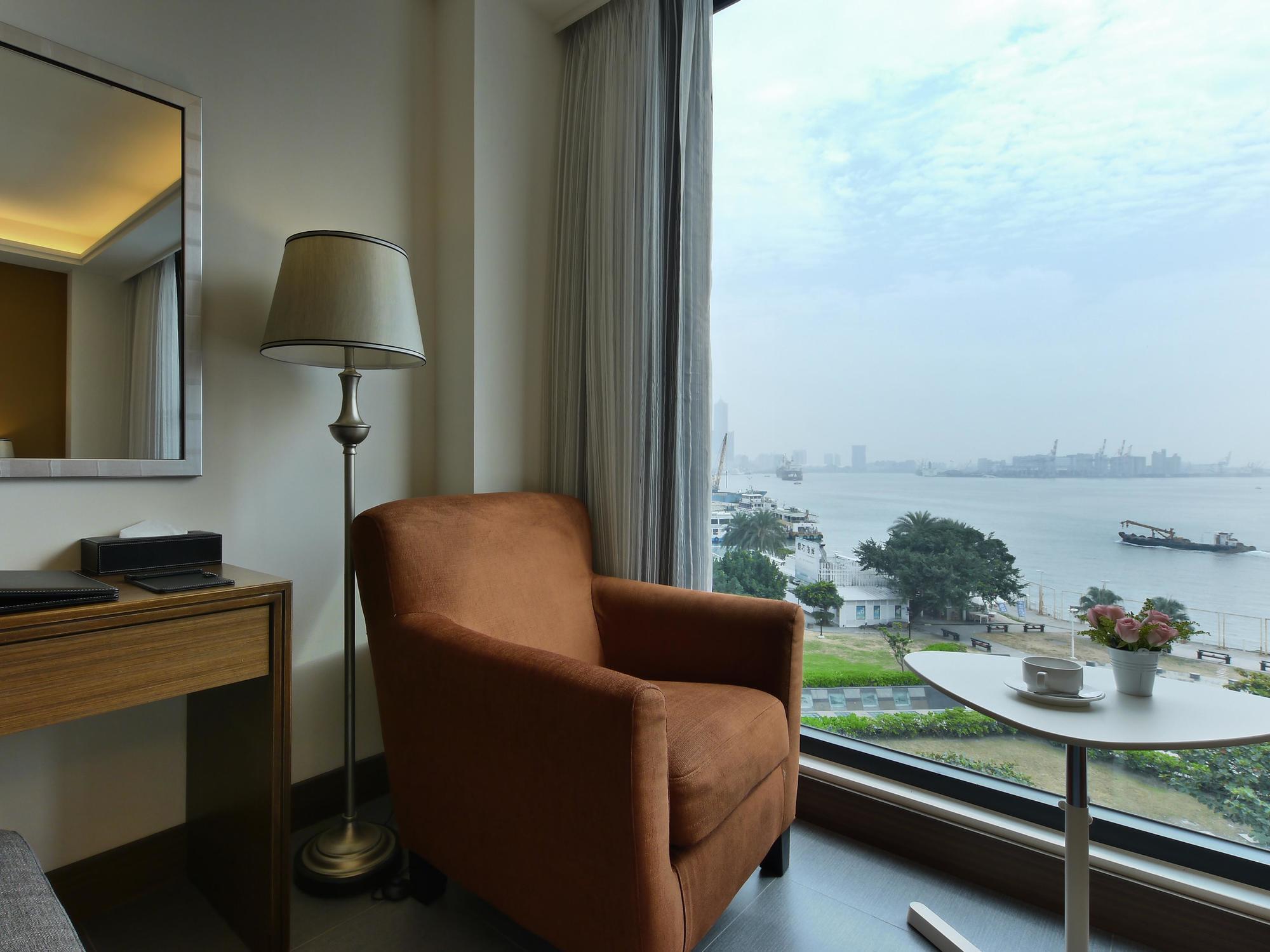 Watermark Hotel - Sizihwan Kaohsiung Exteriör bild
