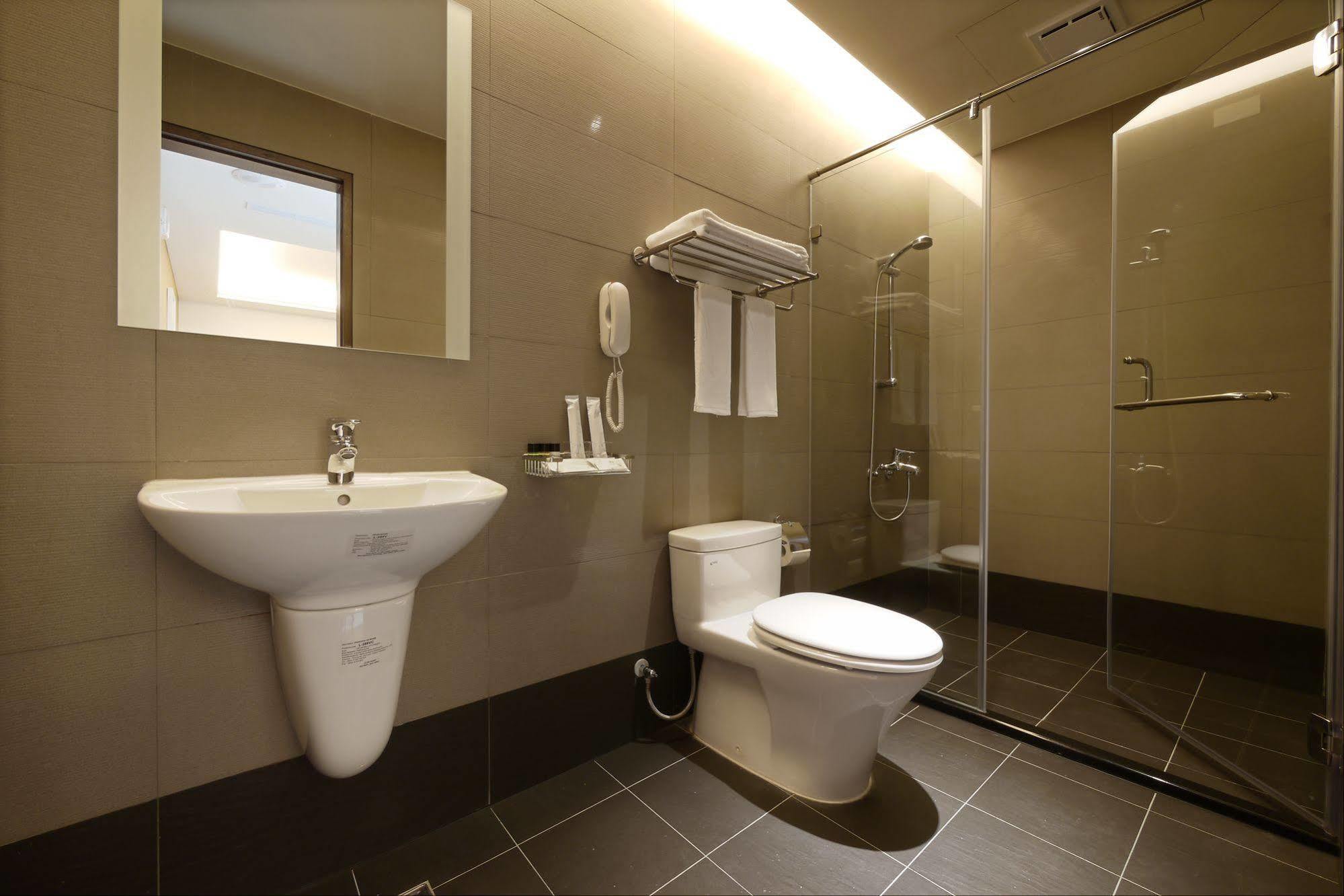 Watermark Hotel - Sizihwan Kaohsiung Exteriör bild