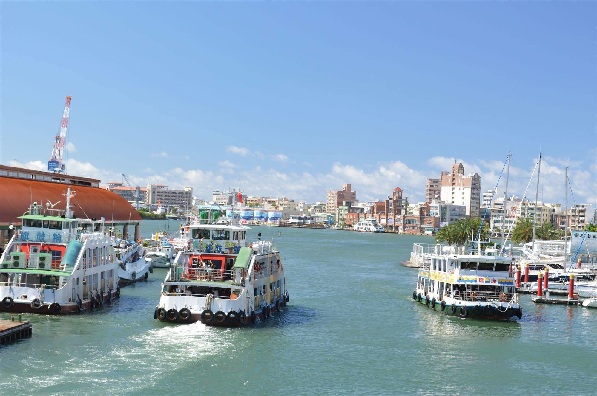 Watermark Hotel - Sizihwan Kaohsiung Exteriör bild